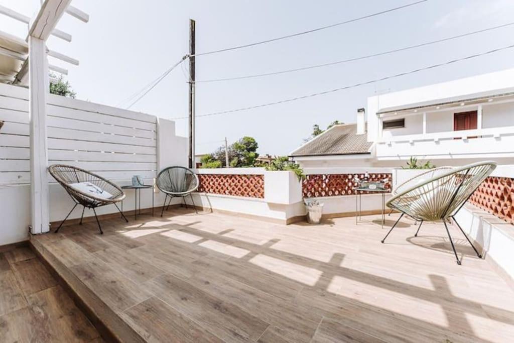 Laku Playa Villa Sant'Andrea  Exterior photo